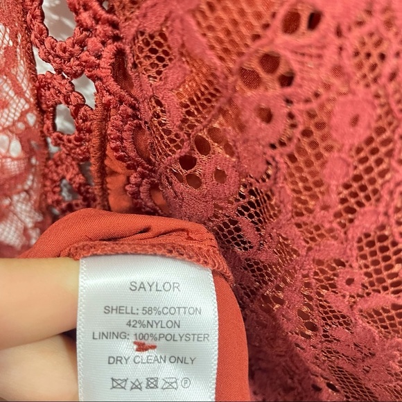 Revolve NWT Saylor Celia Dress in Russet Size S - Picture 13 of 13